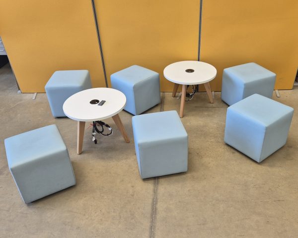 White Round Coffee Table with Power Module - Image 5