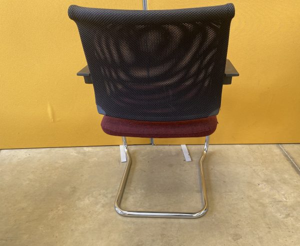 Sedus Meeting Chair with Cantilever Frame - NW233 - Image 4