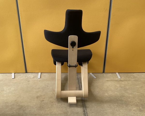Varier Thatsit Balans with Backrest Knee Stool - Image 4