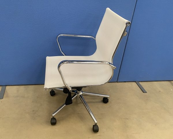 Mesh Office Chair in White & Chrome - Image 2