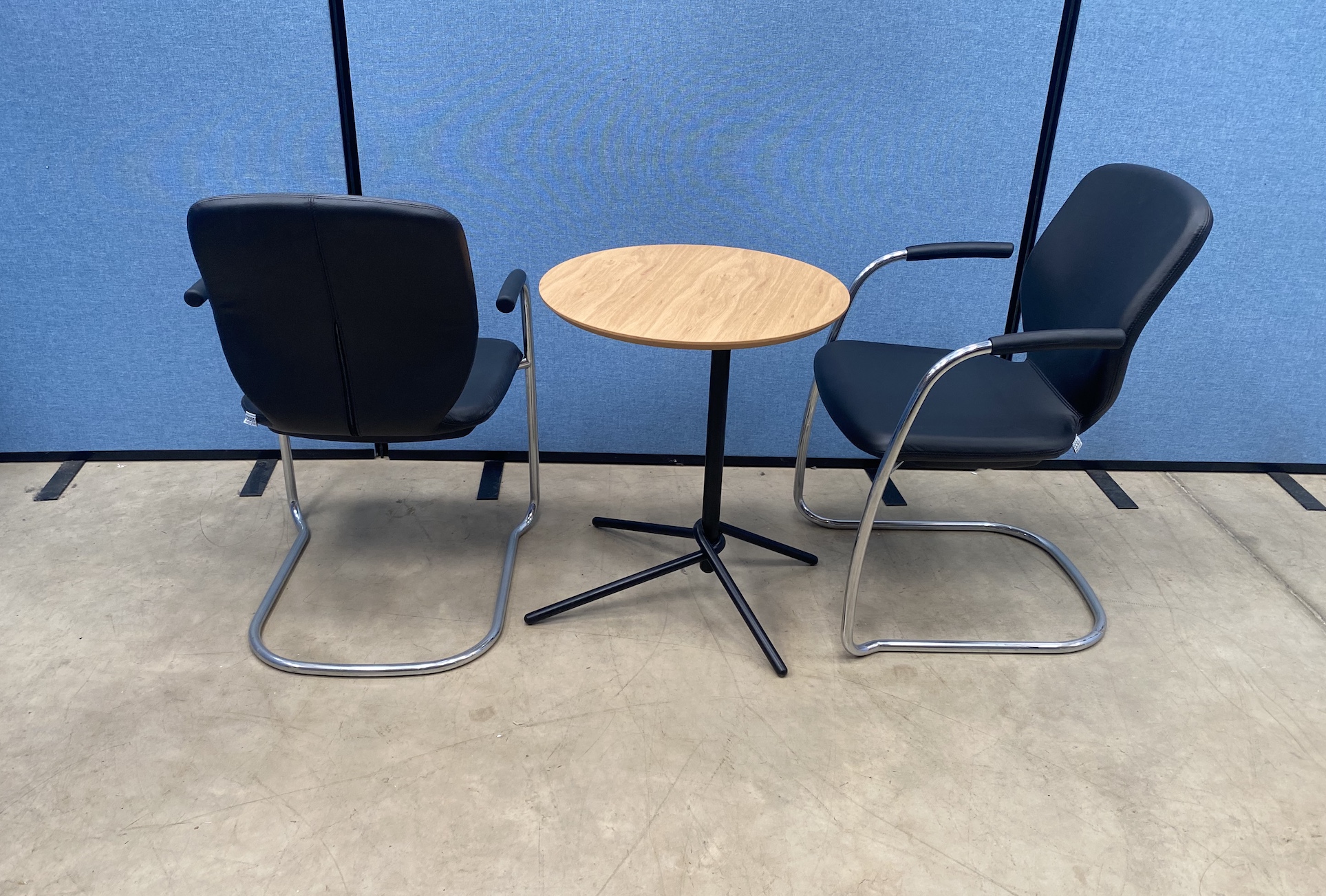 Boss Leather Meeting Chairs with Table - Used - Image 2
